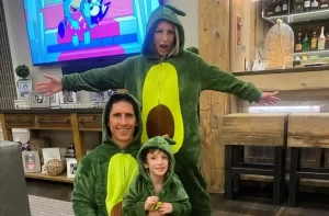Jeff Cavaliere as seen with his family in a post (Jeff Cavaliere/Instagram)