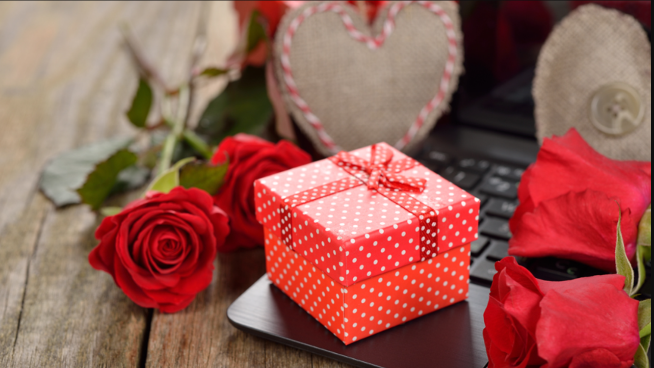 Amazing Gifts For Valentine’s Day That Will Help You Show Love To Your Partner